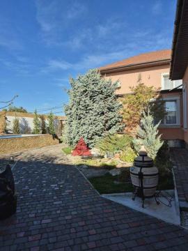 Дома/Коттеджи, 5-комн., Евпатория