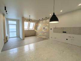 , 3-комн., Ялта