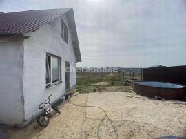 , 2-комн., Севастополь