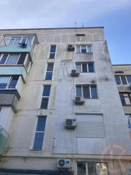 Квартиры, 3-комн., Евпатория