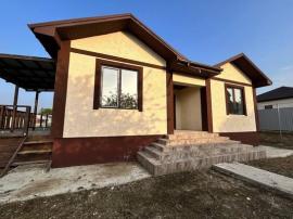 Дома/Коттеджи, 3-комн., Симферополь