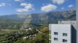 , 3-комн., Ялта