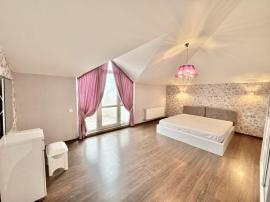 , 4-комн., Ялта