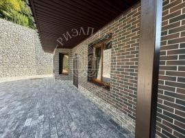 , 2-комн., Ялта