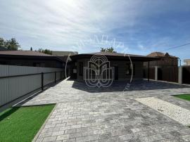 , 2-комн., Ялта